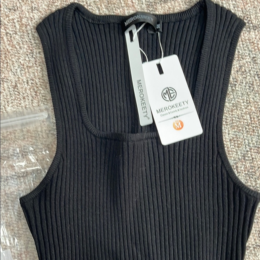 Women’s Black Ribbed Tank Top M NWT - Picture 2 of 5